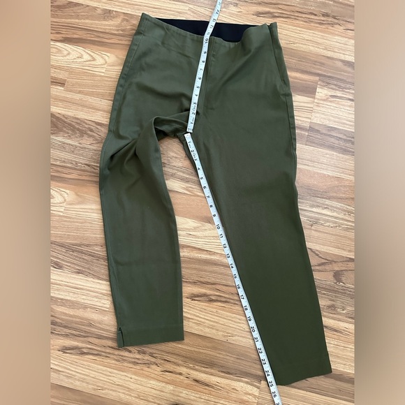 Old Navy Women’s side zip Skinny Ankle Pants Olive Color Size 10 Stretch - Picture 5 of 8